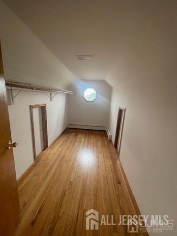 1160 Roosevelt Avenue, Carteret, NJ 07008