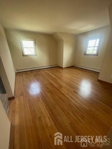 1160 Roosevelt Avenue, Carteret, NJ 07008