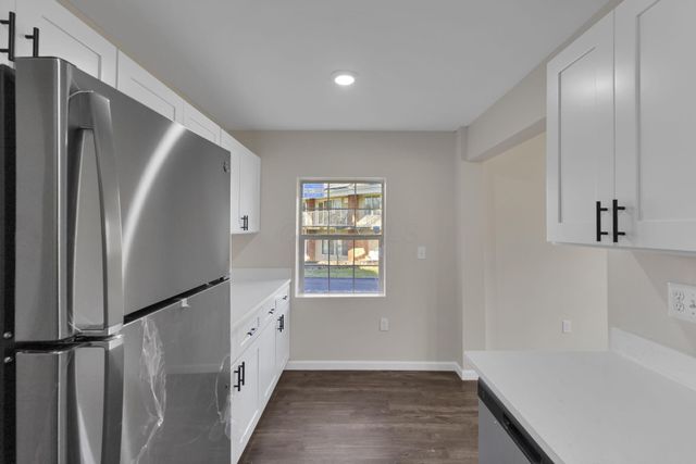 2080-2090 E 5th Avenue, Columbus, OH 43219