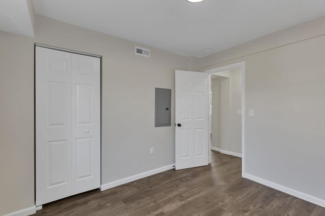 2080-2090 E 5th Avenue, Columbus, OH 43219