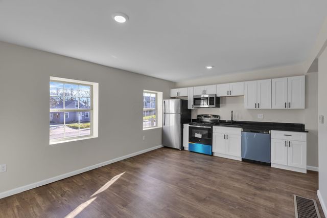 2080-2090 E 5th Avenue, Columbus, OH 43219