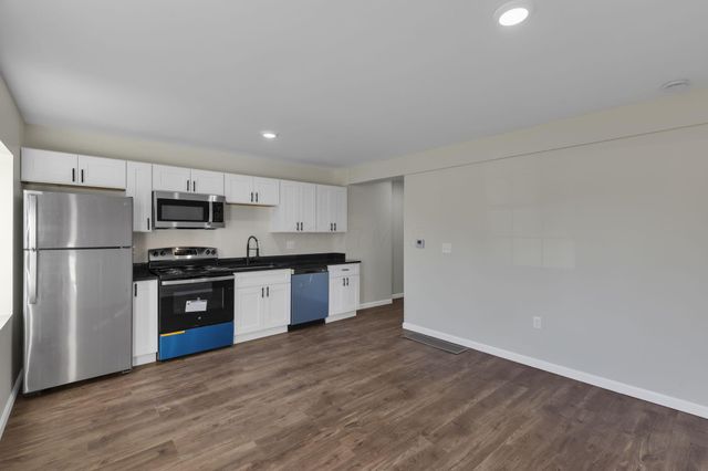 2080-2090 E 5th Avenue, Columbus, OH 43219