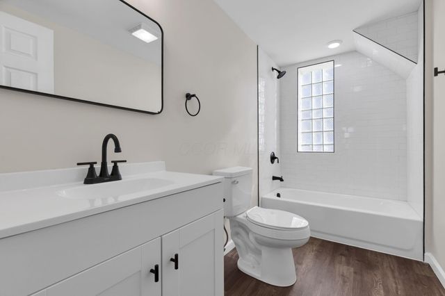 2080-2090 E 5th Avenue, Columbus, OH 43219