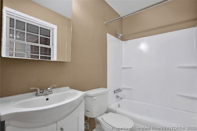 5432 Sandstone Drive, Fayetteville, NC 28311