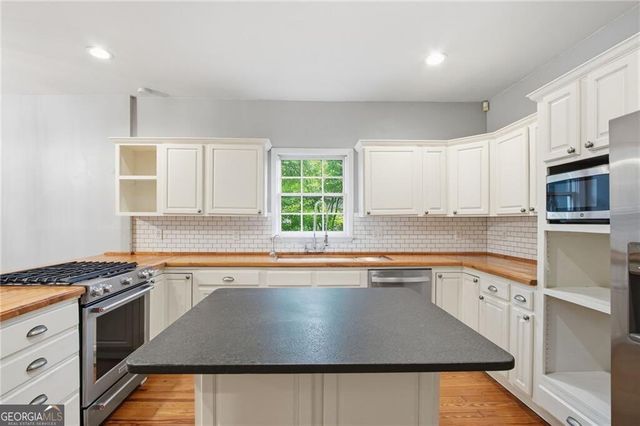 814 Antone Street NW, Atlanta, GA 30318