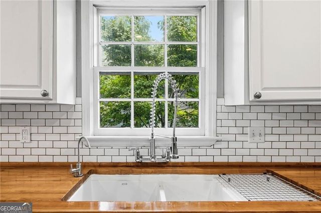 814 Antone Street NW, Atlanta, GA 30318