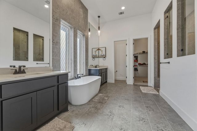 2941 Delaware ST, Leander, TX 78641