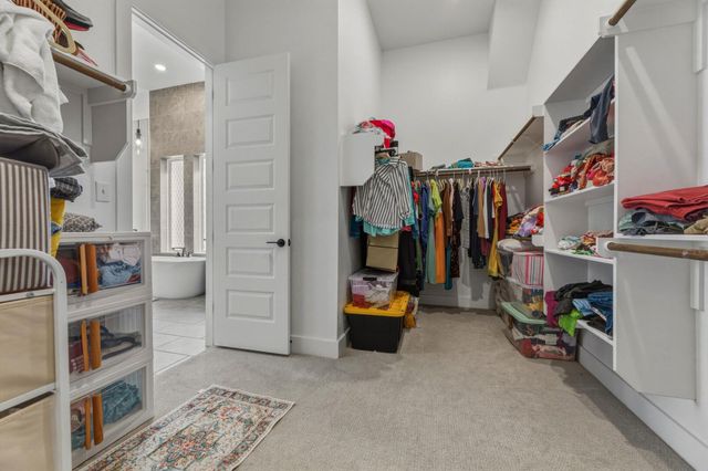 2941 Delaware ST, Leander, TX 78641