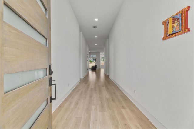 2941 Delaware ST, Leander, TX 78641