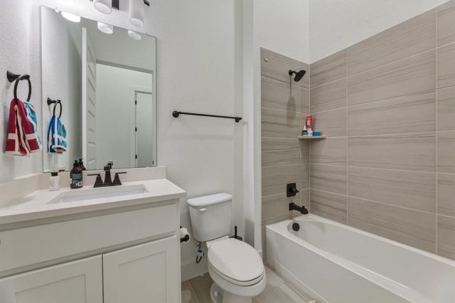 2941 Delaware ST, Leander, TX 78641