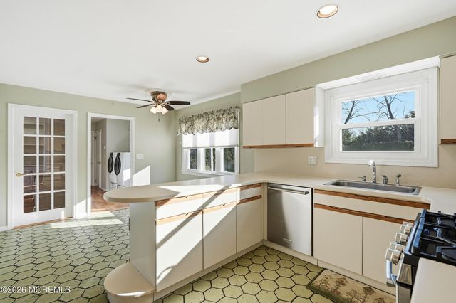 212 Bridlemere Avenue, Interlaken, NJ 07712