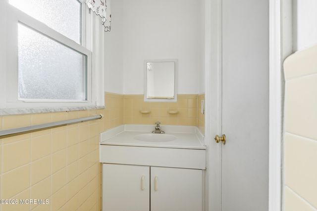 212 Bridlemere Avenue, Interlaken, NJ 07712