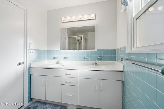 212 Bridlemere Avenue, Interlaken, NJ 07712