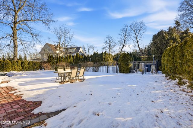 212 Bridlemere Avenue, Interlaken, NJ 07712