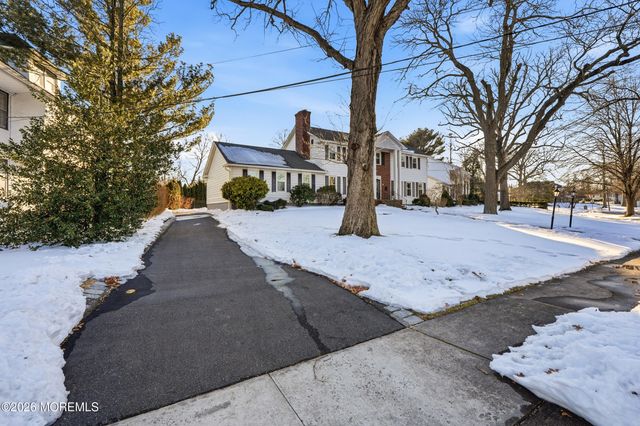 212 Bridlemere Avenue, Interlaken, NJ 07712