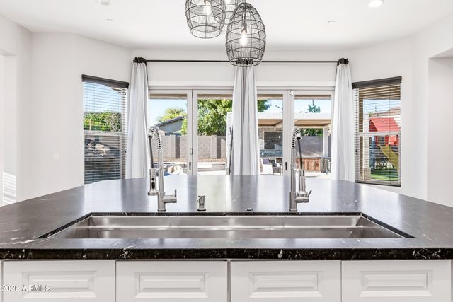 17962 W MONTECITO Avenue, Goodyear, AZ 85395