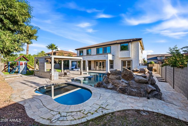 17962 W MONTECITO Avenue, Goodyear, AZ 85395