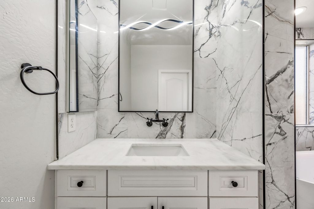 Image 43 of property listing at 17962 W MONTECITO Avenue, Goodyear, AZ 85395