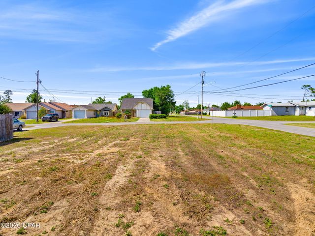 6412 Omoko Street, Panama City, FL 32404