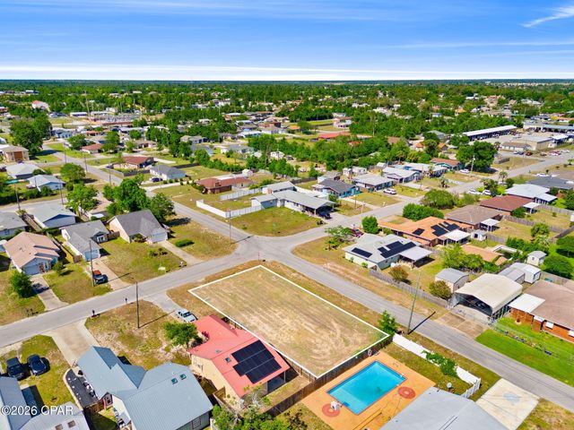 6412 Omoko Street, Panama City, FL 32404