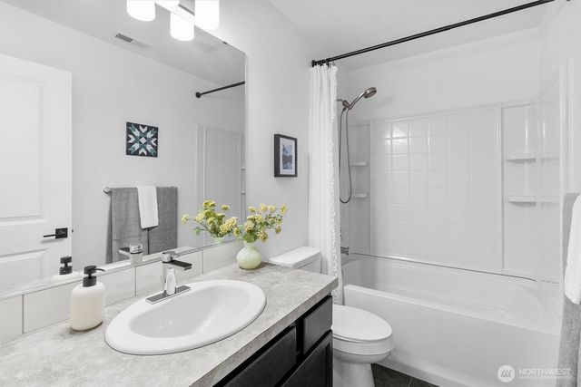 17804 Ashe Court, Granite Falls, WA 98252