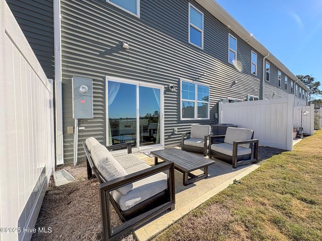 6760 Blacktip Lane, Wilmington, NC 28412
