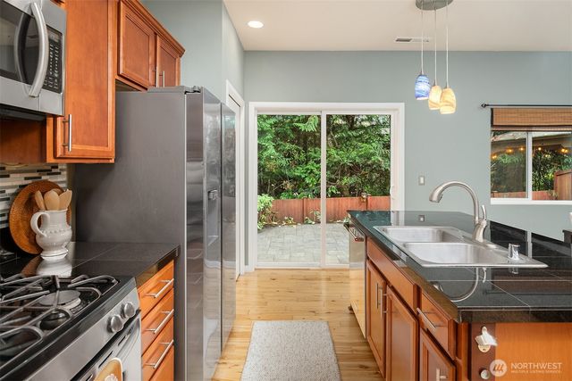 27708 NE 146th Way, Duvall, WA 98019