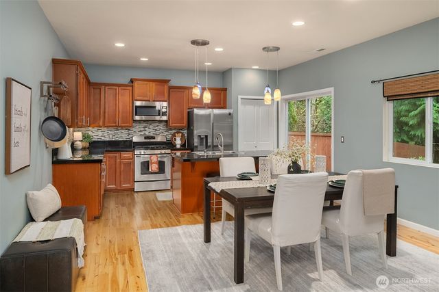 27708 NE 146th Way, Duvall, WA 98019