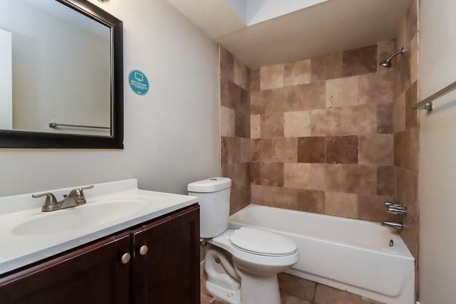 502 Hildred Avenue, Conroe, TX 77303