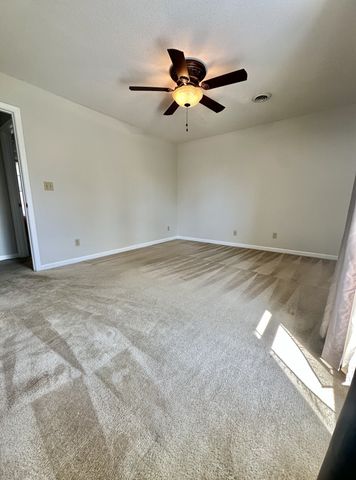 139 S Richview Rd, Clarksville, TN 37043