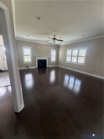 12146 Elnora Ln, Glen Allen, VA 23059