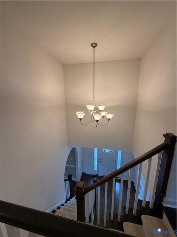 12146 Elnora Ln, Glen Allen, VA 23059