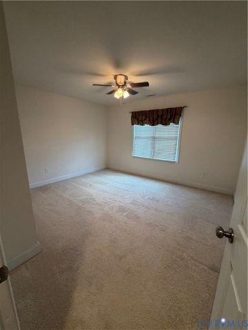 12146 Elnora Ln, Glen Allen, VA 23059