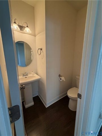 12146 Elnora Ln, Glen Allen, VA 23059