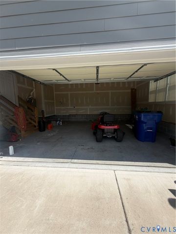 12146 Elnora Ln, Glen Allen, VA 23059