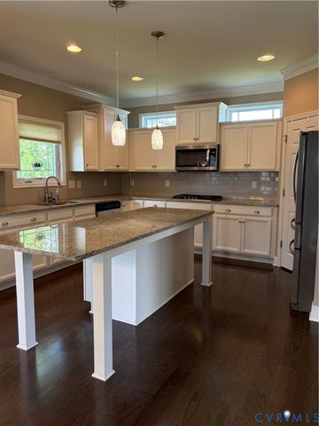 12146 Elnora Ln, Glen Allen, VA 23059