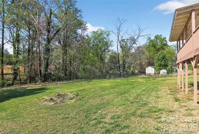 308 Caroline Avenue, Lowell, NC 28098