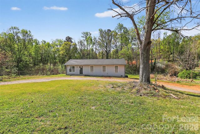 308 Caroline Avenue, Lowell, NC 28098