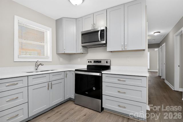 308 Caroline Avenue, Lowell, NC 28098