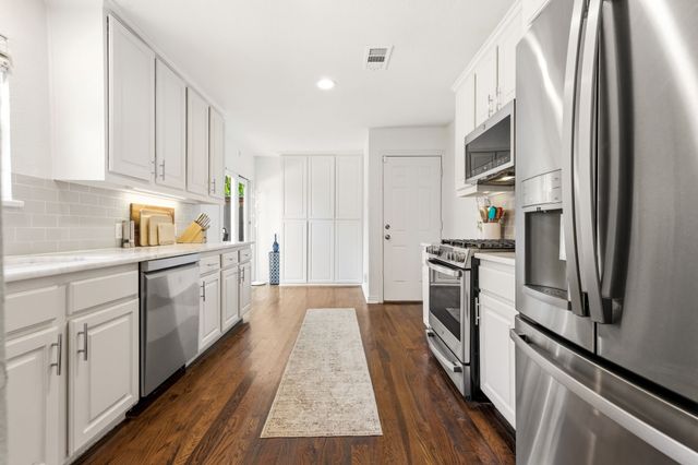 5018 Wateka Drive, Dallas, TX 75209