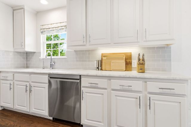 5018 Wateka Drive, Dallas, TX 75209