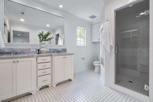 5018 Wateka Drive, Dallas, TX 75209