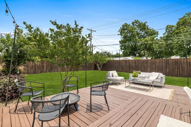 5018 Wateka Drive, Dallas, TX 75209