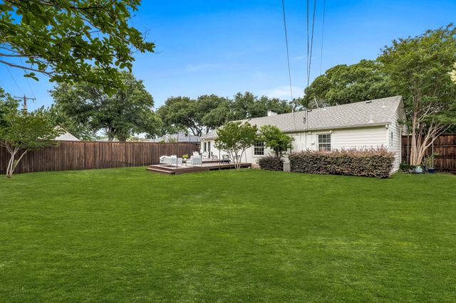5018 Wateka Drive, Dallas, TX 75209