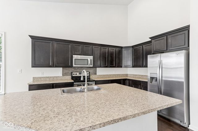 18760 Tillamook Run E, Noblesville, IN 46062
