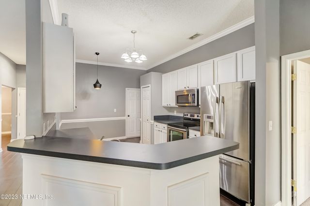 8023 TUXFORD Lane, Jacksonville, FL 32244