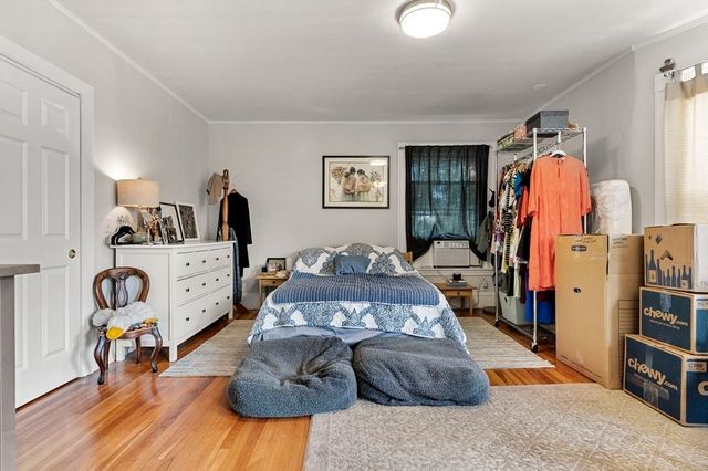 221 Franklin St 2, Melrose, MA 02176