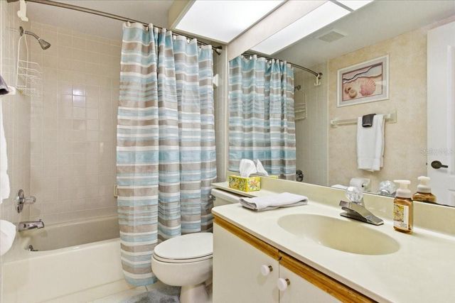 6713 STONE RIVER ROAD 103, Bradenton, FL 34203