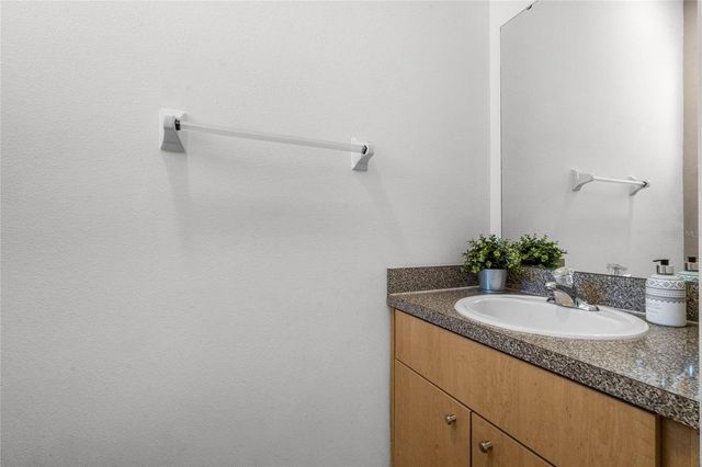 1256 S BEACH CIRCLE, Kissimmee, FL 34746