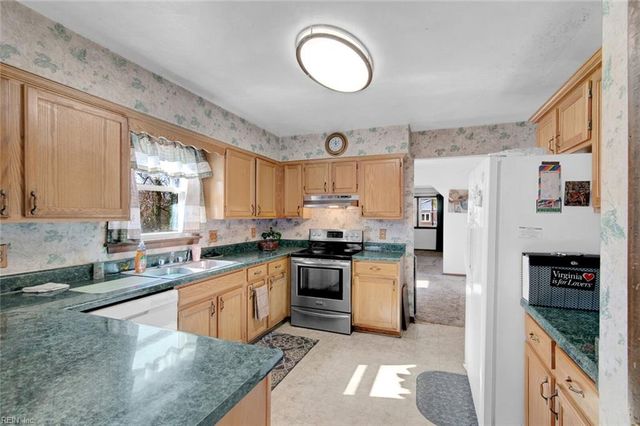 1620 Elm AVE, Chesapeake, VA 23325